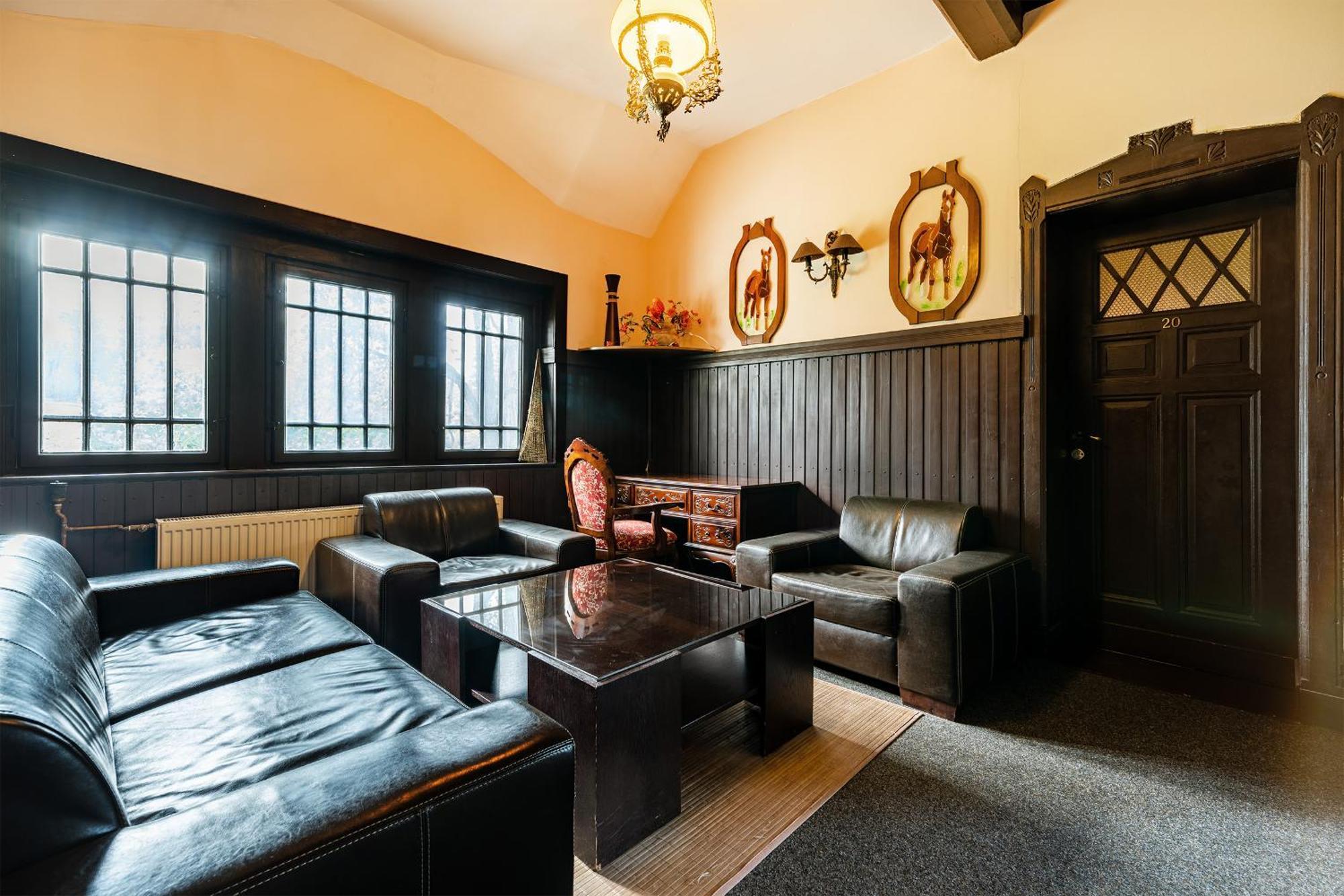 Hotel Pod Zamkiem Olsztyn  Dış mekan fotoğraf